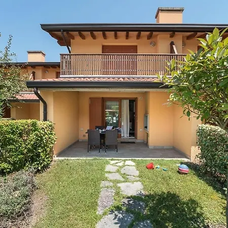 Lägenhet Fantastico Villaggio Tamerici 2 Beoom Sleeps 6 *