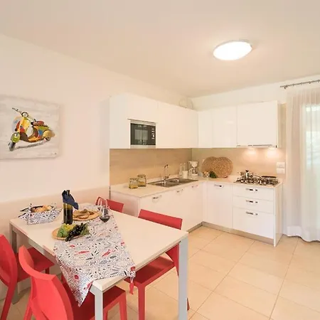 Fantastico Villaggio Tamerici 2 Beoom Sleeps 6 Lägenhet