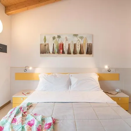 Fantastico Villaggio Tamerici 2 Beoom Sleeps 6 * Lignano Sabbiadoro